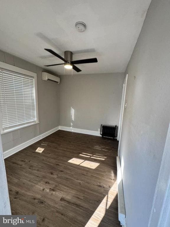 Building Photo - 202 S Main St