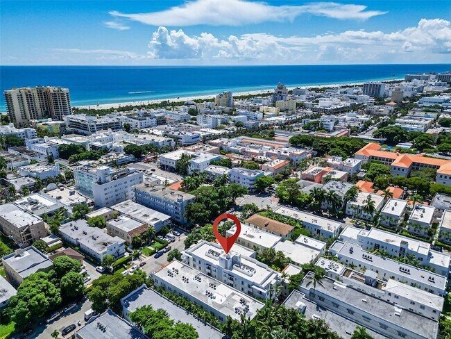 Building Photo - 1532 Drexel Ave