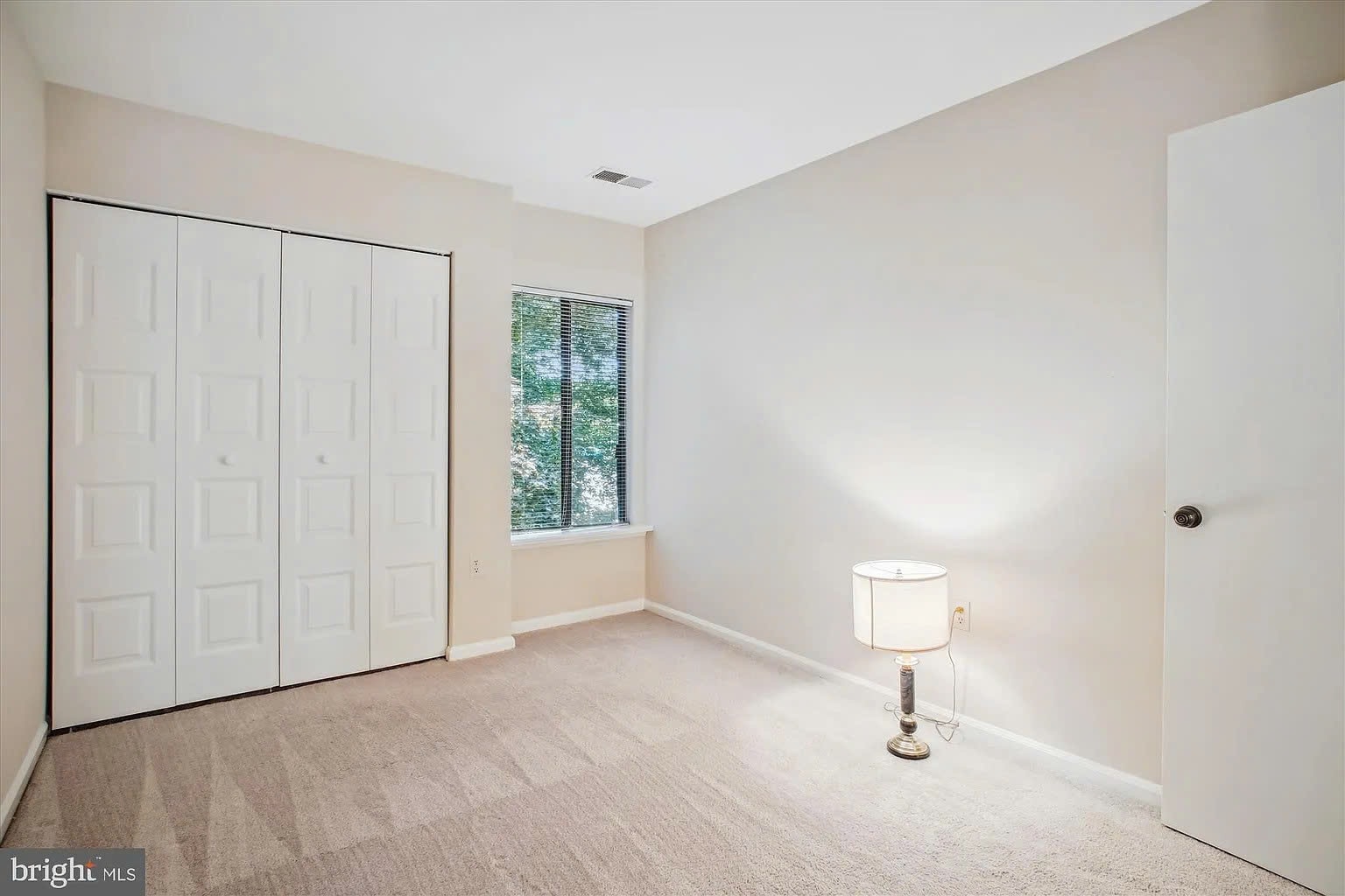 Building Photo - 4902 Sauquoit Ln