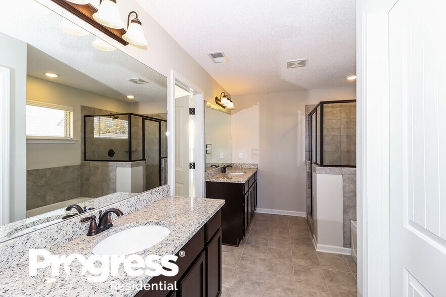 Building Photo - 1095 Carib Loop W