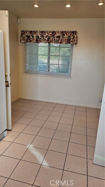 Building Photo - 824 N 16th St