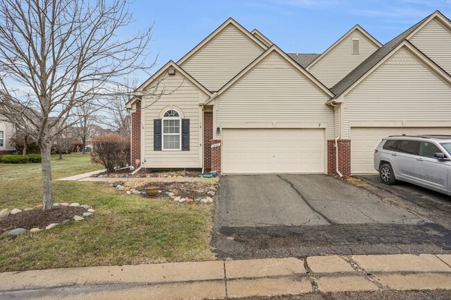 Building Photo - 43104 Providence Ln