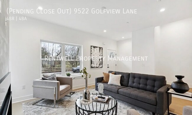 Building Photo - 9522 Golfview Ln