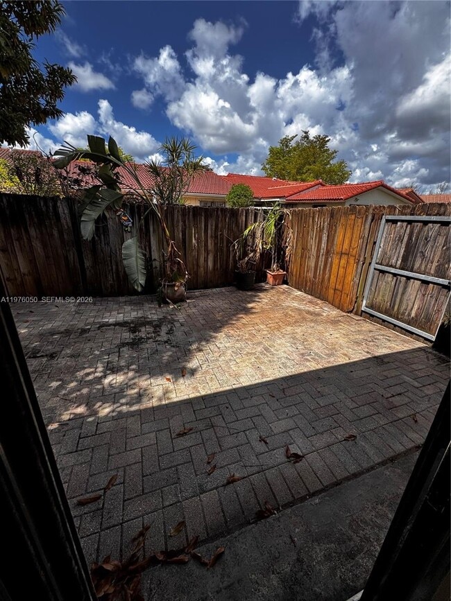 Building Photo - 1314 SW 124th Pl