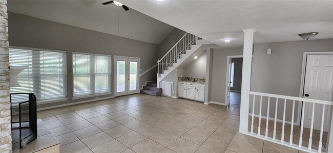 Building Photo - 15326 Alta Mesa Dr