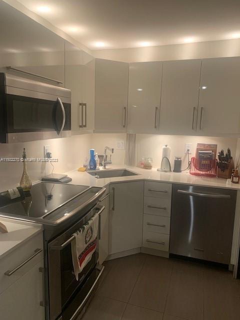 Building Photo - 1631 NE 114th St