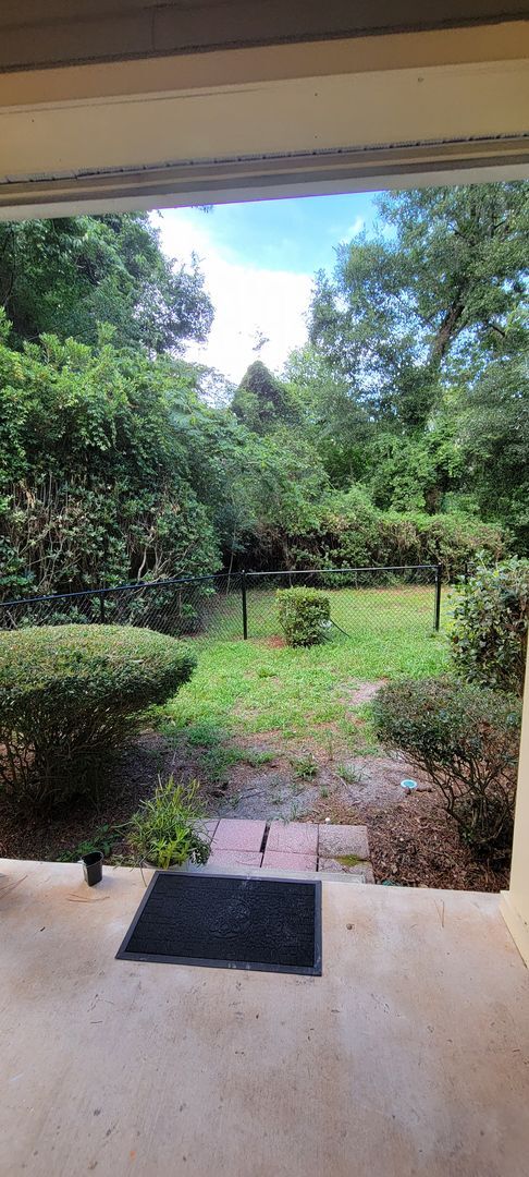Building Photo - Beautiful 3 Bedroom/2 Bath home in Madera