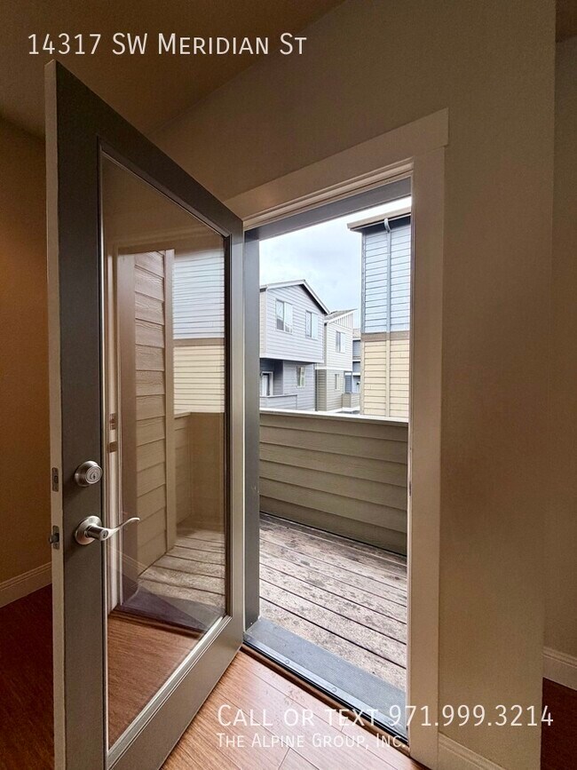 Building Photo - 14317 SW Meridian St