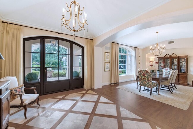 Building Photo - 6248 E Montecito Ave