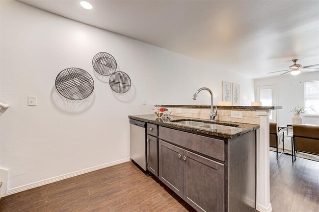 Building Photo - 2172 Buena Vida Ln