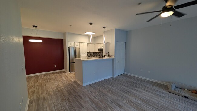 Building Photo - 2801 Chancellorsville Dr