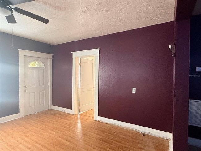 Building Photo - 2912 Ybor St