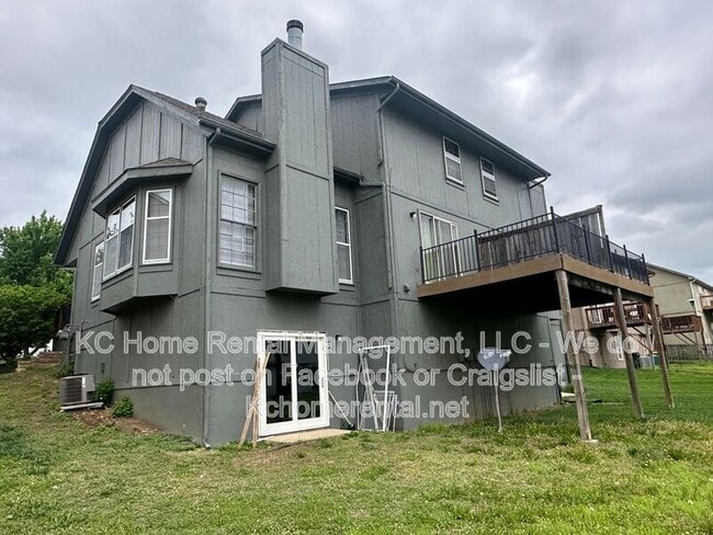 Building Photo - 6633 W 151st Pl