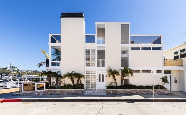 Building Photo - 1201 North Bay Front