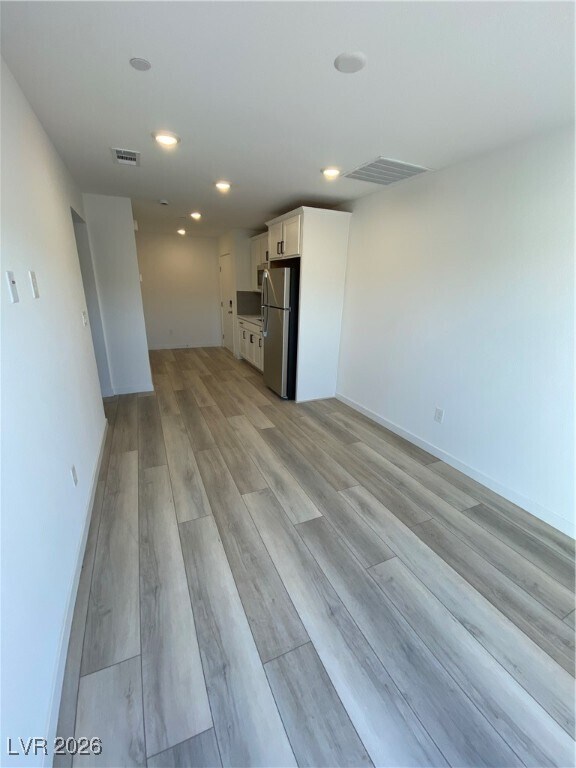 Building Photo - 9215 Sky Pointe Dr