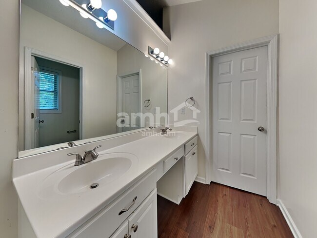 Building Photo - 1810 Patrick Mill Pl NE