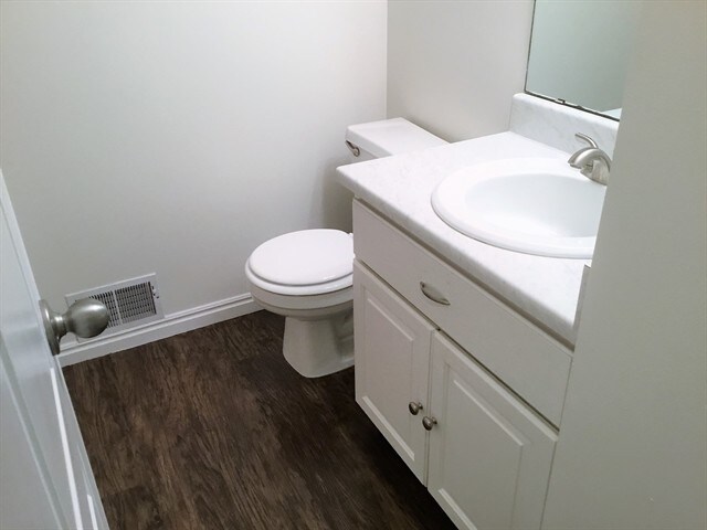 Building Photo - 5998 4050 W St