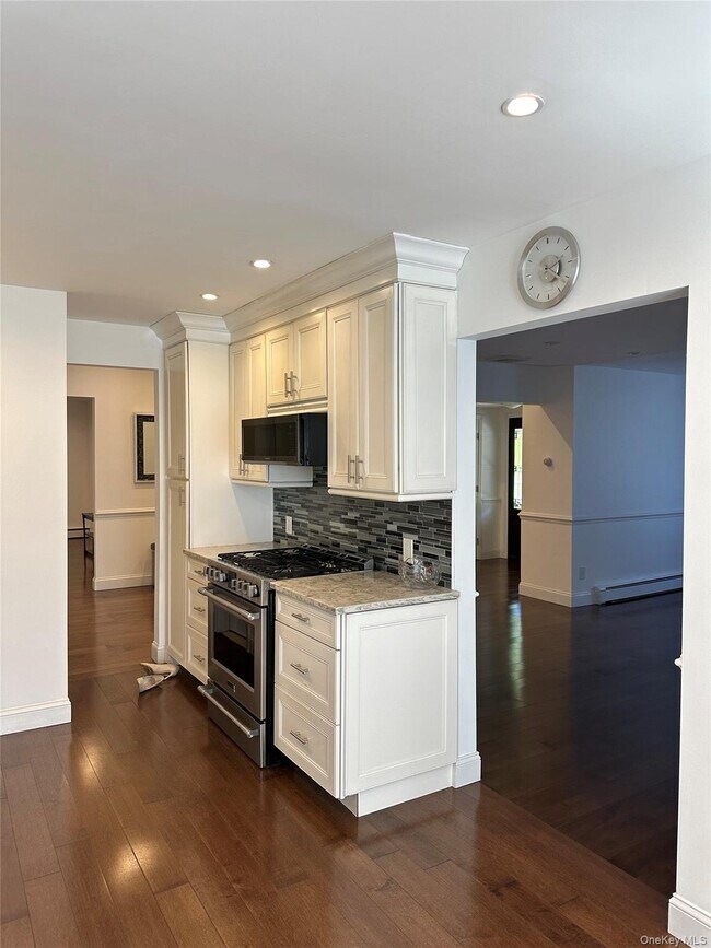 Building Photo - 280 Terry Rd