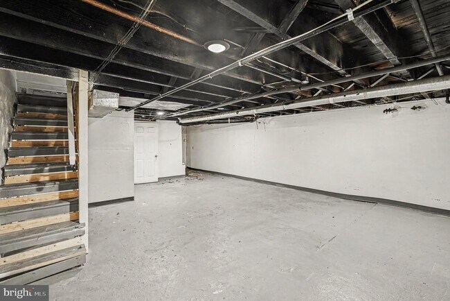 Building Photo - 409 Edgewood St