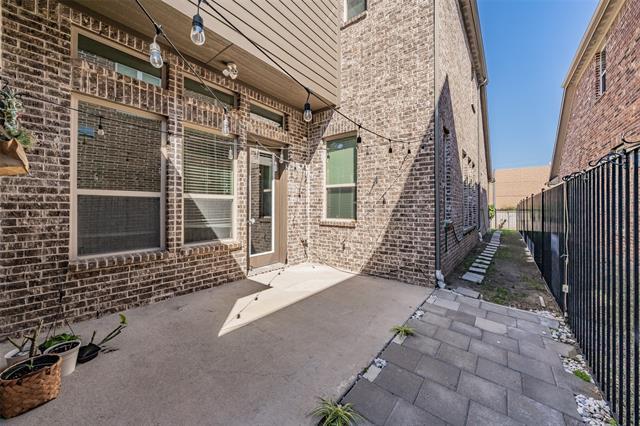 Building Photo - 8075 Sunflower Ln