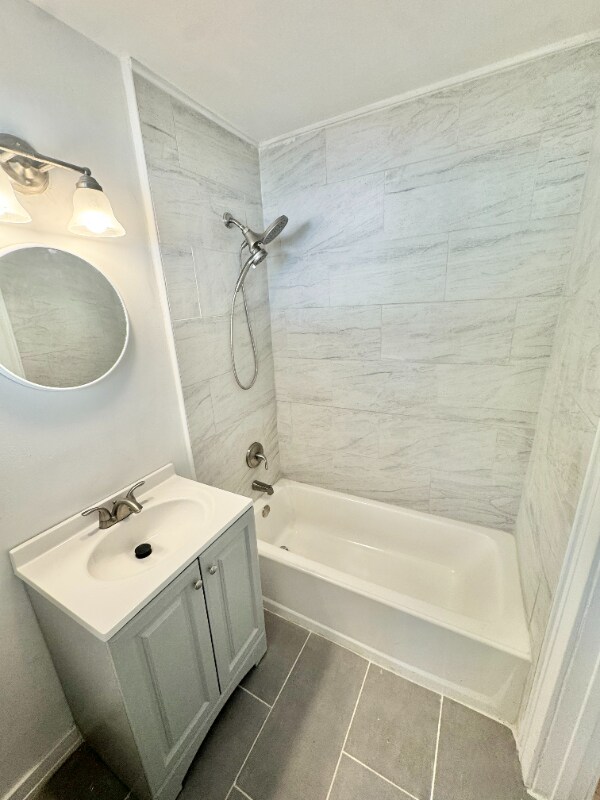 Building Photo - 320 May Dr