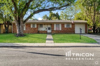 Building Photo - 1506 Viewridge Dr