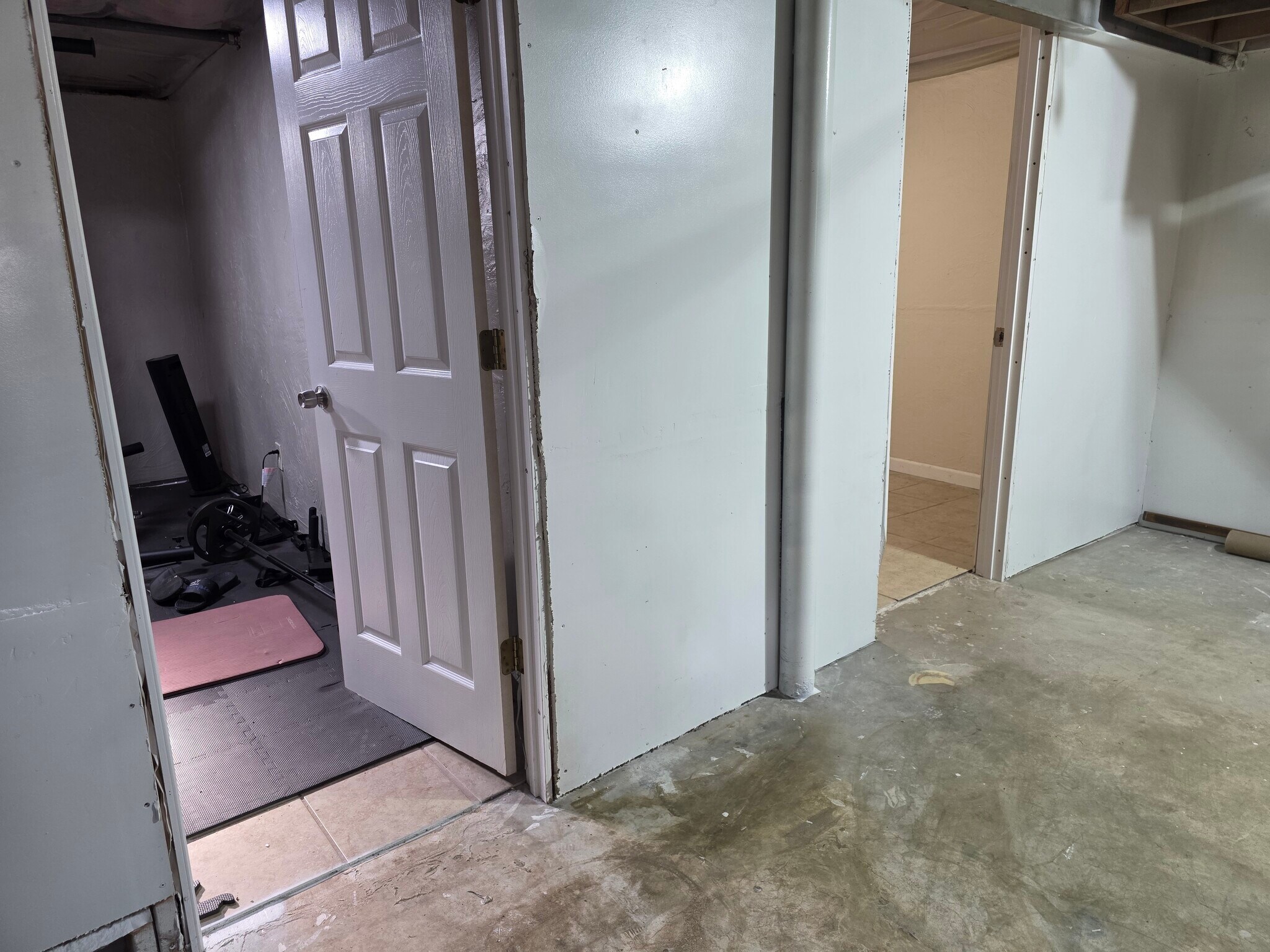 Building Photo - 11260 College Ave