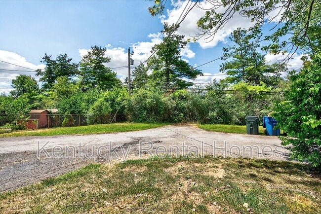 Building Photo - 3335 Wood Valley Ct