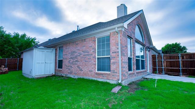 Building Photo - 15846 Grove Crest Dr