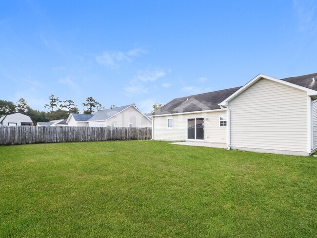 Building Photo - 9504 Huckabee Dr NE