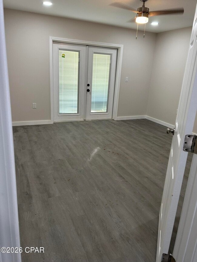 Building Photo - 2826 La Mesa Ave