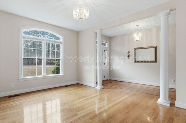 Building Photo - 14116 Spruce Ave