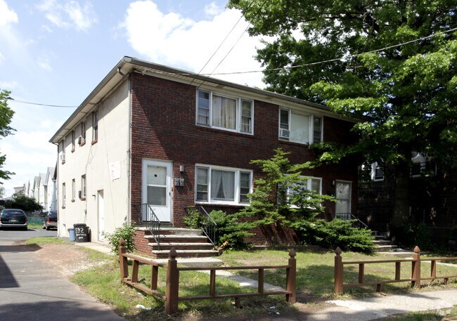 Primary Photo - 532-534 Bayway Ave