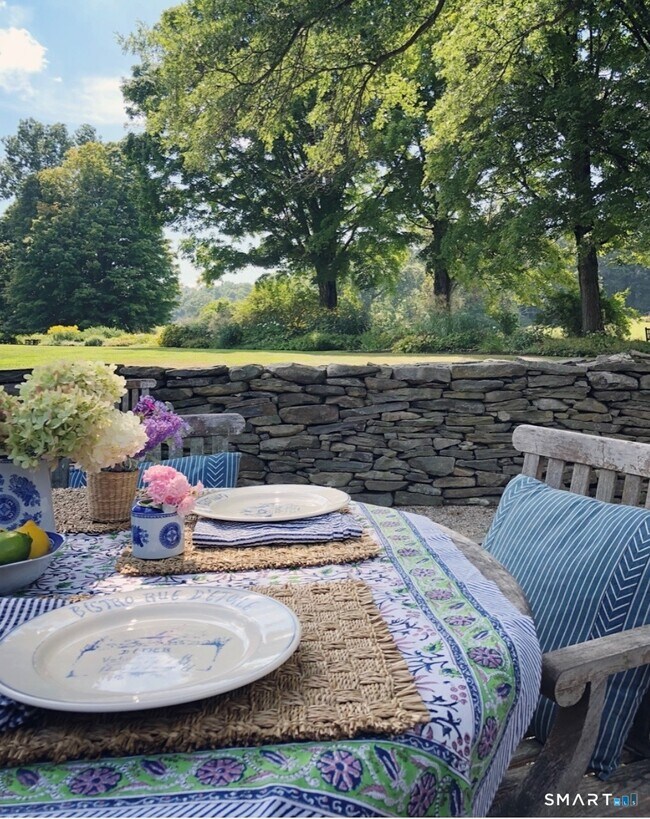 Building Photo - 87 Beaver Dam Rd