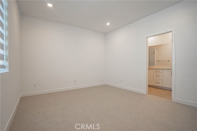 Building Photo - 2317 W Broadway