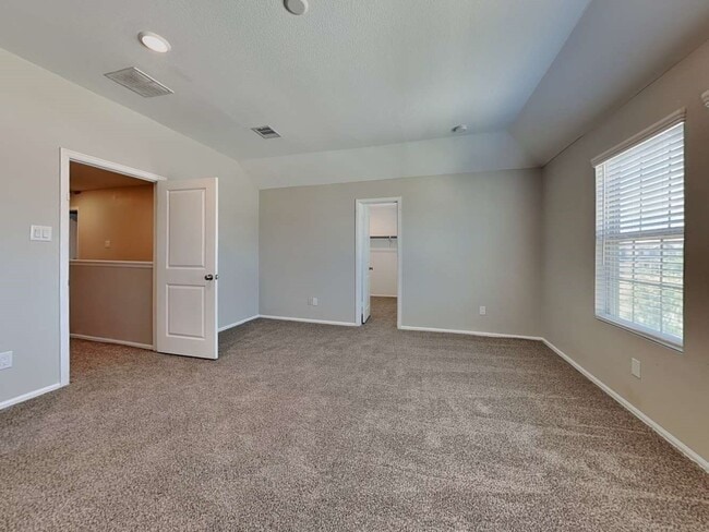 Building Photo - 18718 Charter Elm Dr