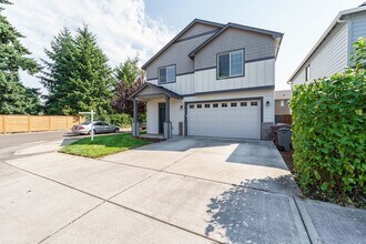 Building Photo - $500 Move In Special  3 Bedroom 2.5 Bath -...