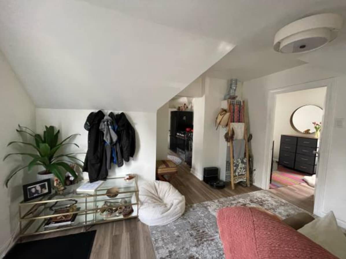 Building Photo - 814 N Fairfield Ave