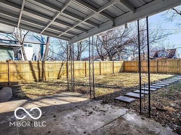 Building Photo - 849 N Oakland Ave