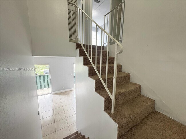 Building Photo - 8913 NW 28th Dr