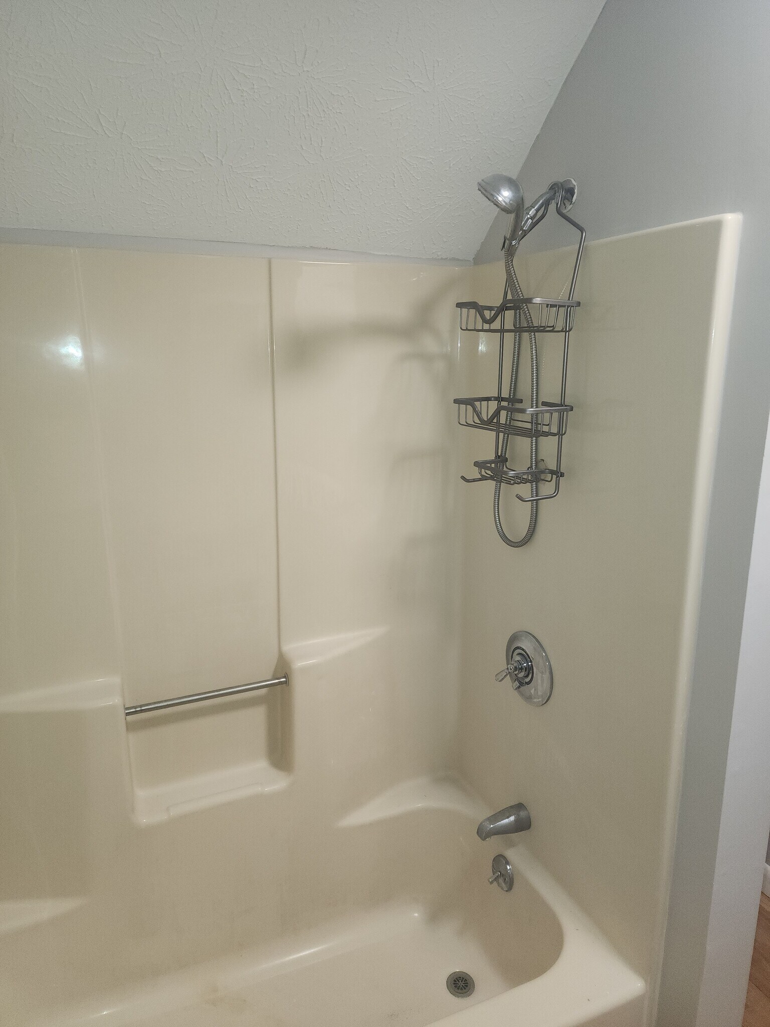 Building Photo - 14 Summer St