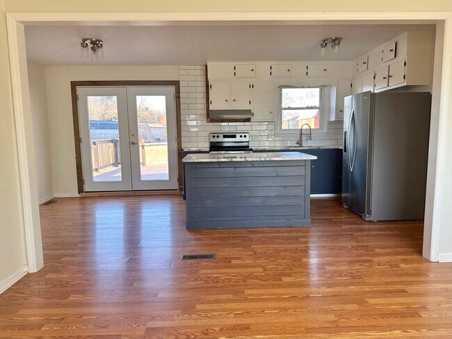 Building Photo - 3935 Elkton Trail