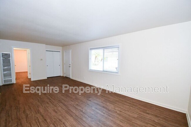 Building Photo - 5009 Nautilus St