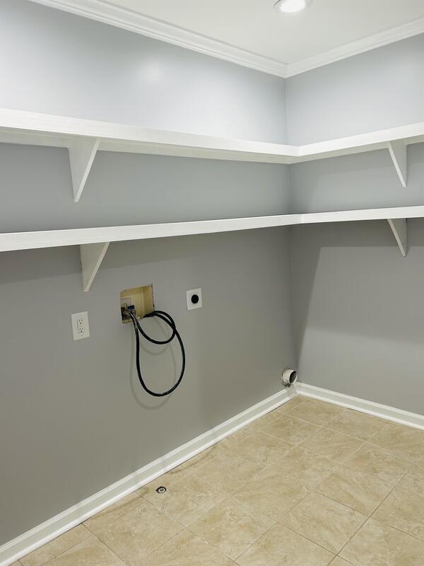 Building Photo - 305 Claybrooke Dr