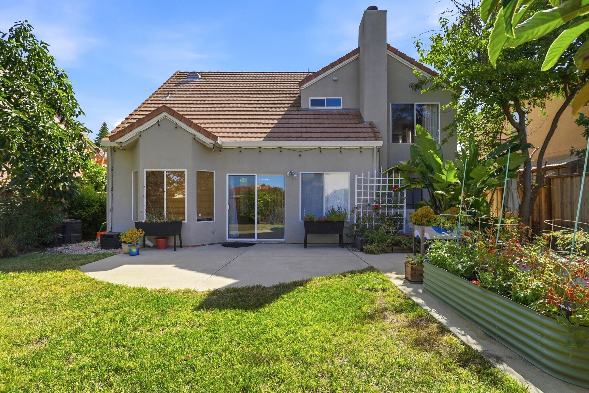 Building Photo - 2693 Mission Greens Dr