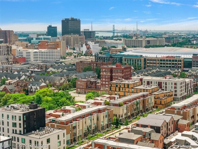 Building Photo - 284 Alfred St