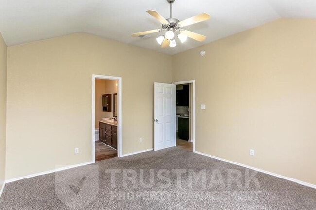 Building Photo - 5406 Shawn Dr