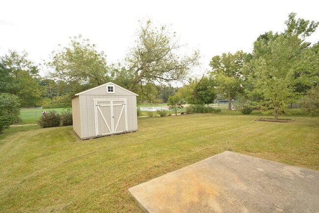 Building Photo - 1829 Maradona Dr