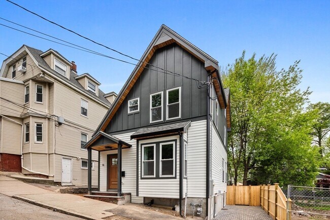 Building Photo - 16 Edgar Ave