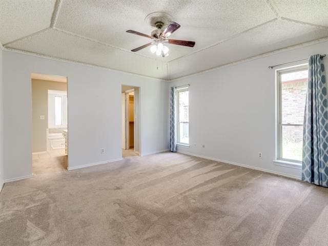 Building Photo - 207 Hemlock Dr